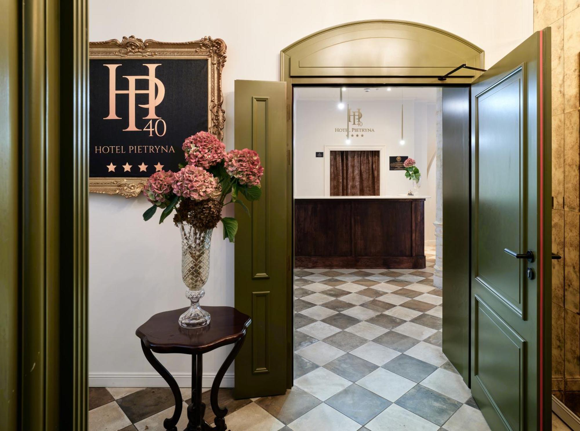 Hotel Pietryna Łódź Extérieur photo